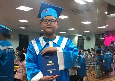 "THÁM HOA" TÔ LÊ TUẤN LINH VỚI ĐAM MÊ HỌC TIẾNG ANH 