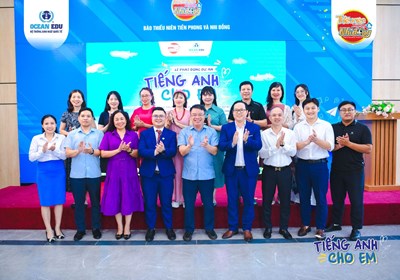 “Tiếng Anh cho em” vượt sóng ra khơi, đưa tri thức đến học sinh hải đảo Quảng Ninh
